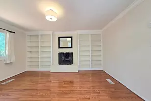 111 Tamarisk Ct, Greenbelt, MD 20770 - Photo 15