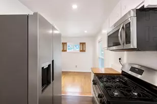 6806 Beacon Pl, Riverdale, MD 20737 - Photo 9
