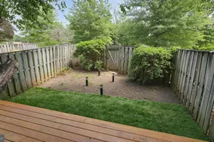 7017 Cipriano Woods Ct, Lanham, MD 20706 - Photo 11