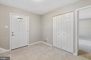6605 Ian St, Hyattsville, MD 20784 - Photo 5
