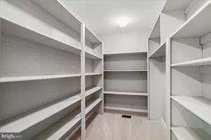 6605 Ian St, Hyattsville, MD 20784 - Photo 27
