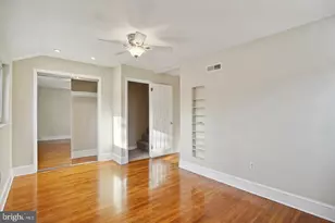 6300 Longfellow St, Riverdale, MD 20737 - Photo 7