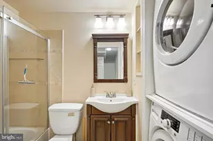 6300 Longfellow St, Riverdale, MD 20737 - Photo 11