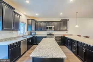 3831 Pentland Hills Dr, Upper Marlboro, MD 20774 - Photo 7
