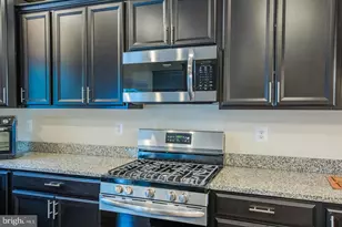 3831 Pentland Hills Dr, Upper Marlboro, MD 20774 - Photo 9