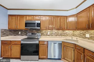 8707 Grasmere Ct, Fort Washington, MD 20744 - Photo 11