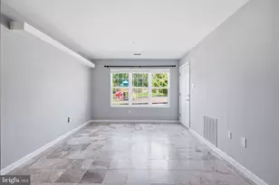 8707 Grasmere Ct, Fort Washington, MD 20744 - Photo 7