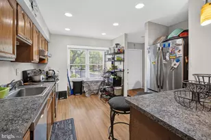 14920 Ashford Pl, Laurel, MD 20707 - Photo 11
