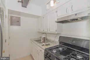 7402 18th Ave, Hyattsville, MD 20783 - Photo 9