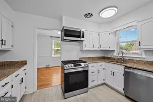9110 Autoville Dr, College Park, MD 20740 - Photo 11