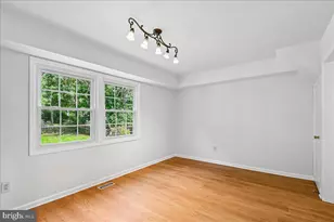 12218 Valerie Ln, Laurel, MD 20708 - Photo 17