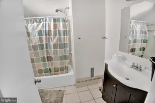 8526 Adelphi Rd, Hyattsville, MD 20783 - Photo 11