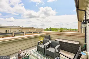 866 Regents Square, Oxon Hill, MD 20745 - Photo 37