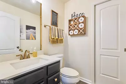 866 Regents Square #336, Oxon Hill, MD 20745 - Photo 9