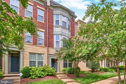 866 Regents Square #336, Oxon Hill, MD 20745 - Photo 1