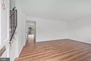 13004 Midsummer Ln, Bowie, MD 20715 - Photo 3