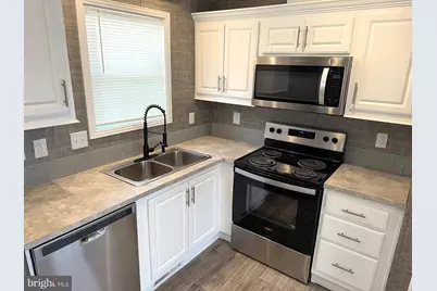 9500 Beech Park Street, Capitol Heights, MD 20743 - Photo 7