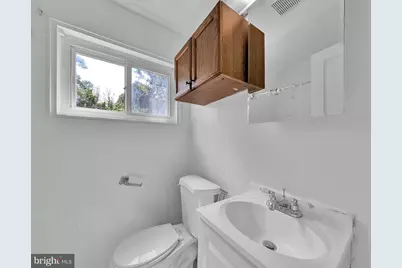 5540 60th Avenue, Riverdale, MD 20737 - Photo 9