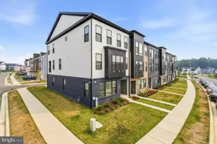 16007 Hyde Pk Pl, Bowie, MD 20716 - Photo 3