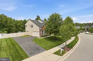 4706 Sir Woodburn Way, Clinton, MD 20735 - Photo 5