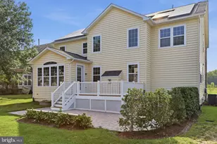 2700 Lake Forest Dr, Upper Marlboro, MD 20774 - Photo 55