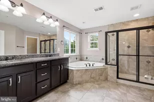 2700 Lake Forest Dr, Upper Marlboro, MD 20774 - Photo 27