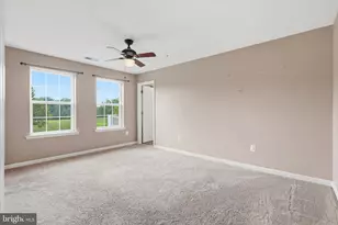2700 Lake Forest Dr, Upper Marlboro, MD 20774 - Photo 33