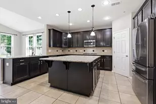 2700 Lake Forest Dr, Upper Marlboro, MD 20774 - Photo 15