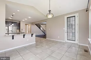 2700 Lake Forest Dr, Upper Marlboro, MD 20774 - Photo 17