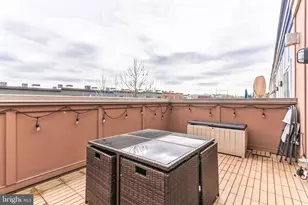 4560 Longfellow St, Hyattsville, MD 20781 - Photo 31