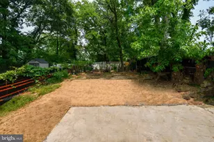 7768 Burnside Rd, Landover, MD 20785 - Photo 25
