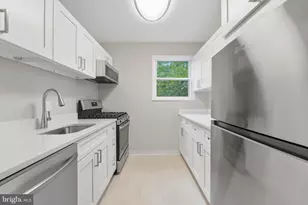 3829 Hamilton St, Hyattsville, MD 20781 - Photo 7