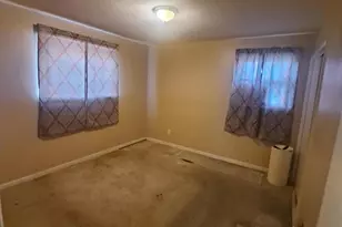 6704 Hamilton St, Riverdale, MD 20737 - Photo 9