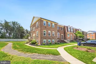 5935 Surratts Village Dr, Clinton, MD 20735 - Photo 5