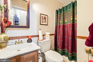 5935 Surratts Village Dr, Clinton, MD 20735 - Photo 37