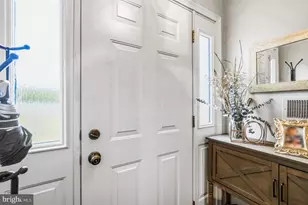 5935 Surratts Village Dr, Clinton, MD 20735 - Photo 7