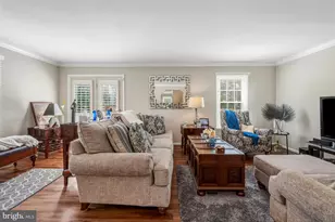 5935 Surratts Village Dr, Clinton, MD 20735 - Photo 11