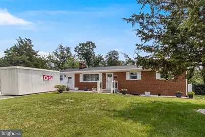5709 Spruce Drive, Clinton, MD 20735 - Photo 3