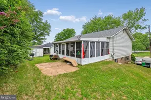 3720 Swann Rd, Suitland, MD 20746 - Photo 17