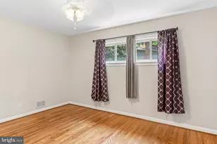 9203 Wellington Ct, Lanham, MD 20706 - Photo 27
