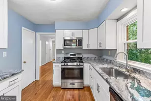 9203 Wellington Ct, Lanham, MD 20706 - Photo 17
