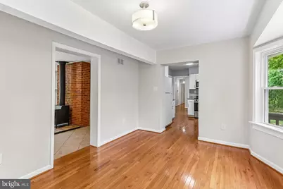 9203 Wellington Court, Lanham, MD 20706 - Photo 37