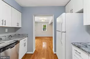 9203 Wellington Ct, Lanham, MD 20706 - Photo 15