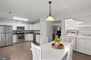 1020 West Ct, Laurel, MD 20707 - Photo 5