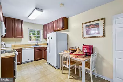 7107 Forbes Boulevard, Lanham, MD 20706 - Photo 11