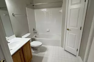 6214 Westchester Park Dr, College Park, MD 20740 - Photo 13