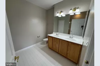 6214 Westchester Park Drive #402L, College Park, MD 20740 - Photo 17