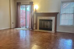 16424 Pleasant Hill Ct, Bowie, MD 20716 - Photo 3
