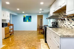 9122 Bridgewater St, College Park, MD 20740 - Photo 3