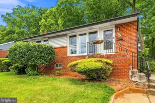 8408 Carrollton Pkwy, Hyattsville, MD 20784 - Photo 3